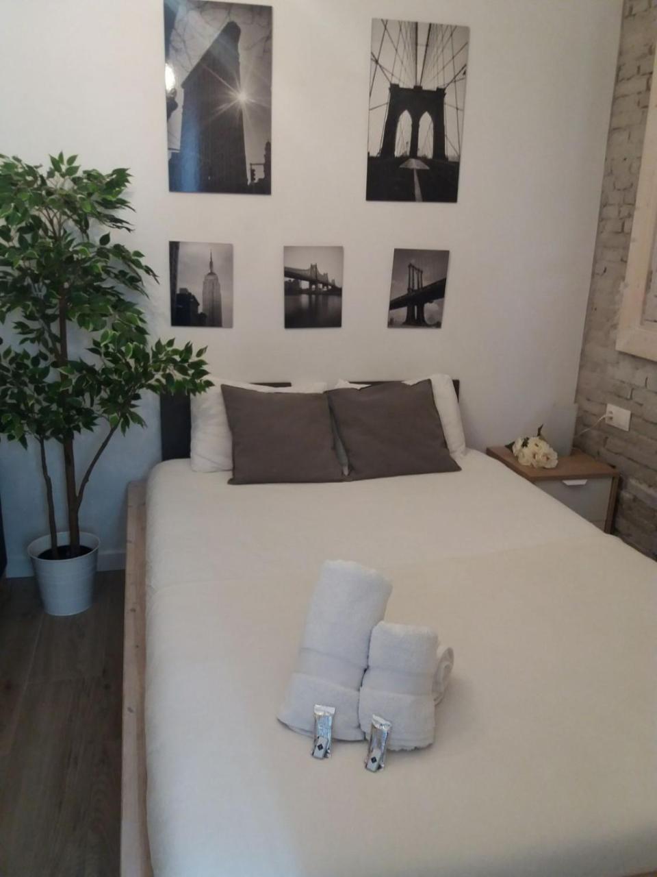 Suites By Eric Olsan Valencia Exterior foto